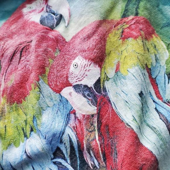 Red Macaw Parrots Moody Gardens Souvenir Tie Dye Tshirt  Sz M by The Mountain - Picture 3 of 6